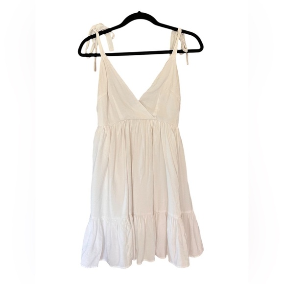 Hello Molly White Ruched V-Neck Sundress - Size Medium - Picture 3 of 4